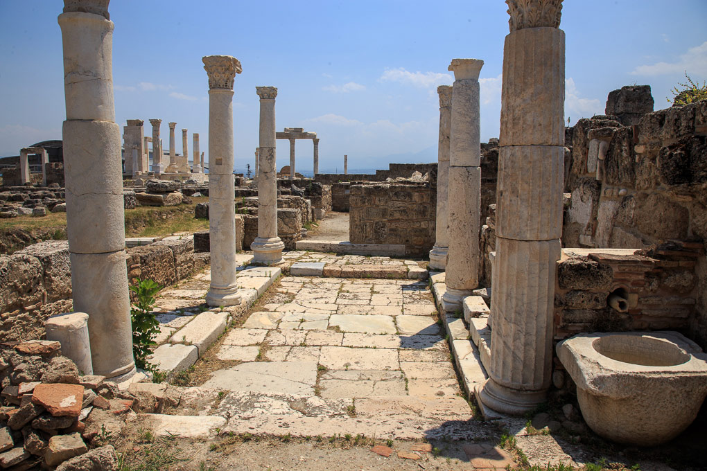 Laodikeia (Laodicea on the Lycus, Laodicea ad Lycum)